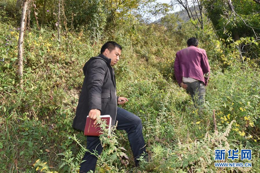 (新华全媒头条·图文互动)(1)干部去哪儿了?——贵州干部大规模下沉脱贫攻坚一线纪实